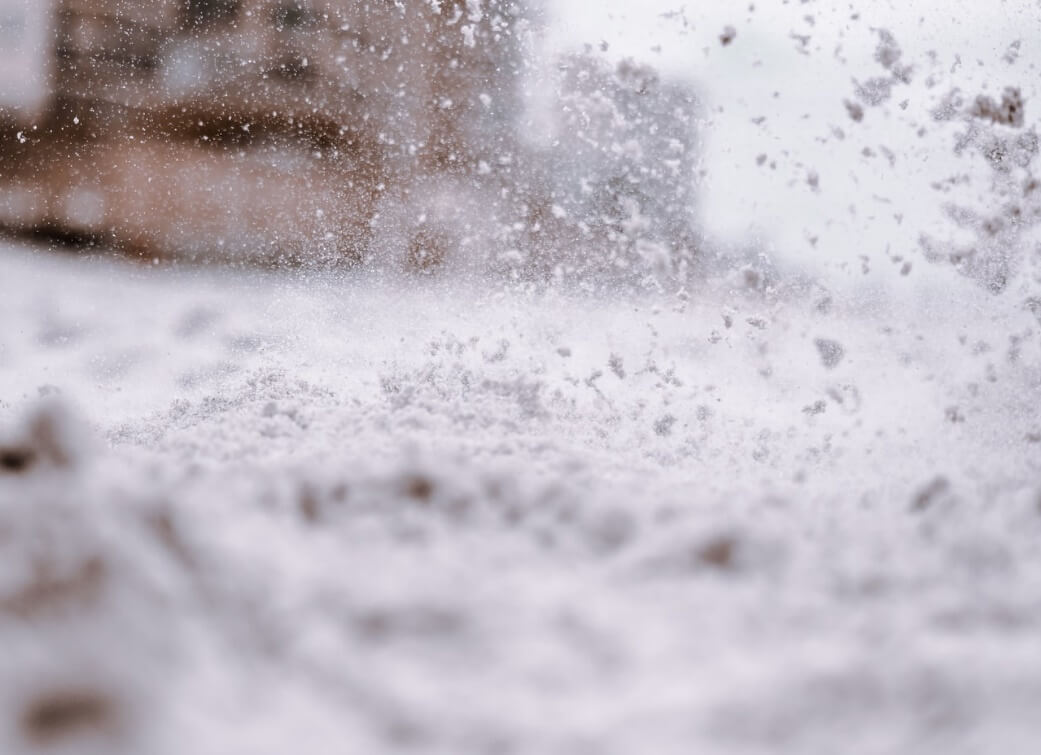 На Кубани объявили штормовое предупреждение по налипанию мокрого снега
