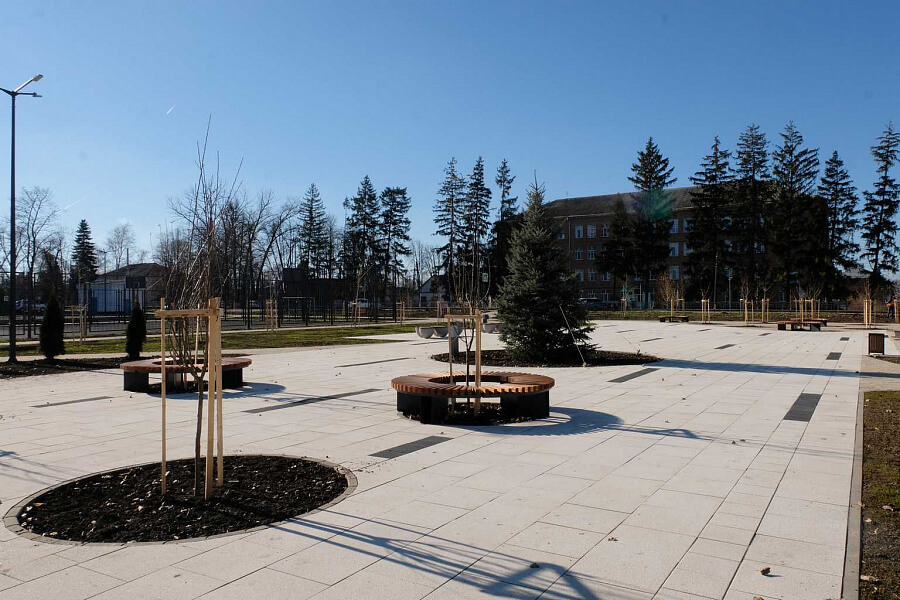 В двух районах Краснодарского края по нацпроекту открыли парк и сквер