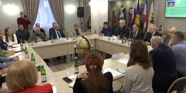 Власти Кубани договрились с коллегами из Крыма о культурном сотрудничестве