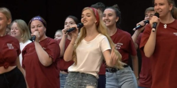 Студентка КГИК заслужила награды международных песенных конкурсов