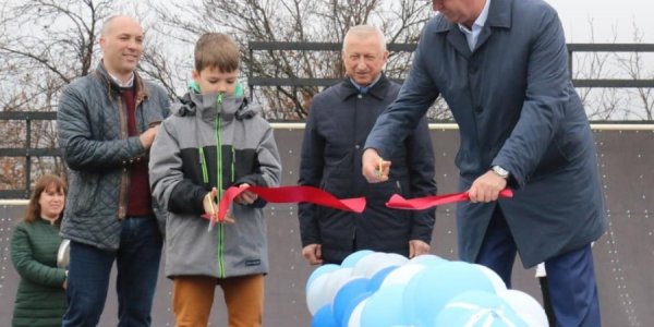 В станице под Новороссийском открыли новый скейт-парк