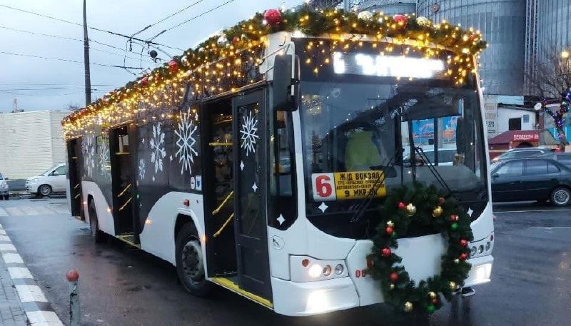 В новогоднюю ночь общественный транспорт Новороссийска будет работать до 01:00