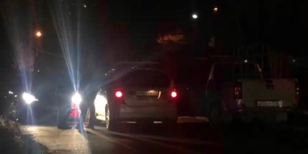 Жители Сочи устроили драку из-за неправильно припаркованного автомобиля
