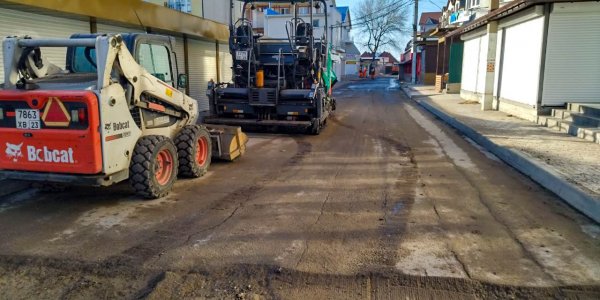 В Анапе к концу года восстановят 18 улиц, поврежденных во время наводнений