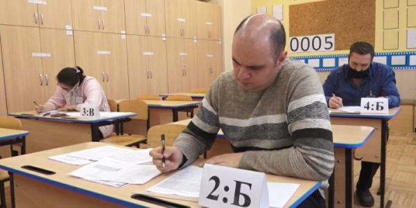 На Кубани ОГЭ по математике сдали более 1 тыс. учителей