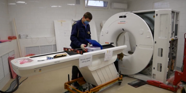 В Тимашевск привезли новый компьютерный томограф