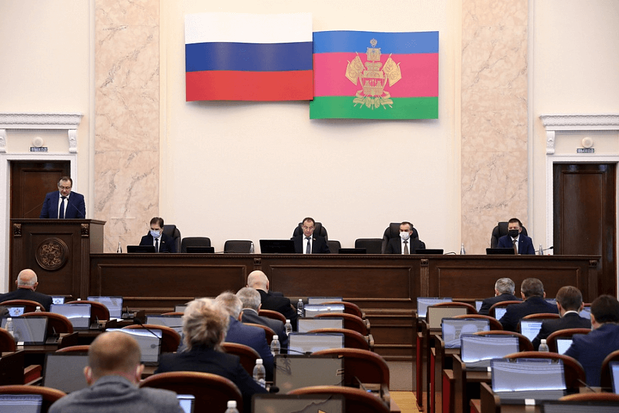На сессии ЗСК подвели итоги работы парламента и исполнительной власти Кубани
