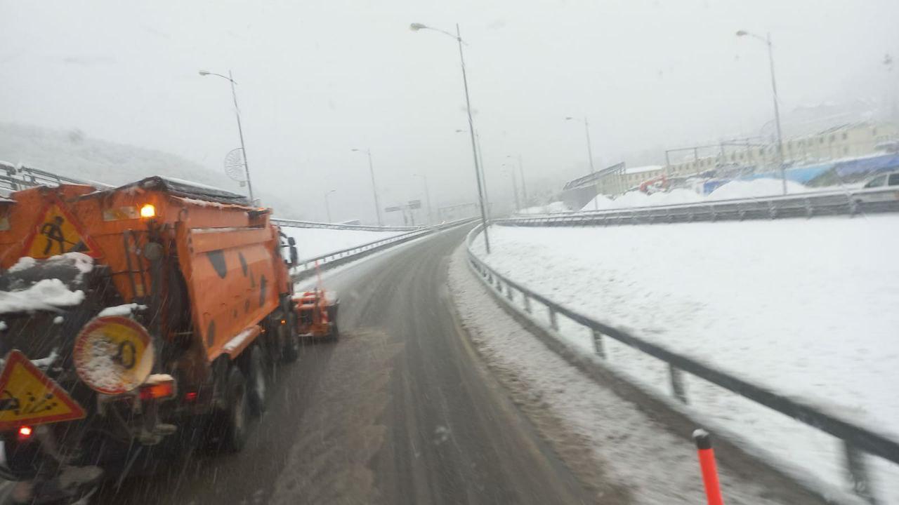 Водителей попросили временно отказаться от поездок по федеральным трассам Кубани