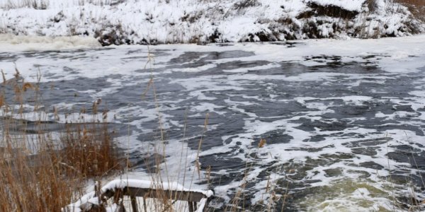 На Кубани для предотвращения подтоплений начали сбрасывать воду из реки Сосыки