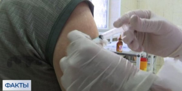 Штамм коронавируса «омикрон»: чего опасаются врачи