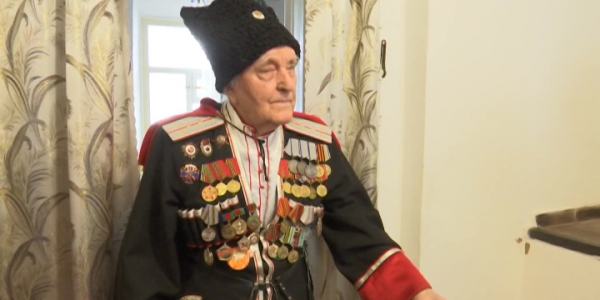 Участник Кущевской атаки Яков Сторчак отмечает свой 100-летний юбилей