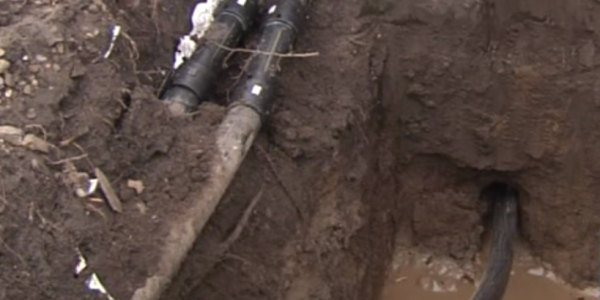В Геленджике с помощью нового прибора устранили скрытую утечку на водопроводе