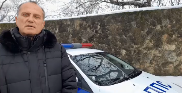 Водитель из Новороссийска извинился за то, что высадил девочку на дороге в мороз