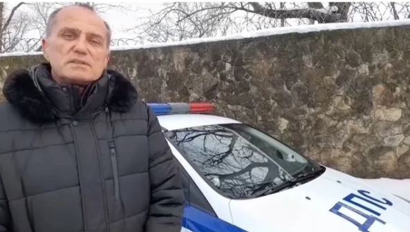 Таксист из Новороссийска, высадивший девочку в мороз, стал волонтером доброты