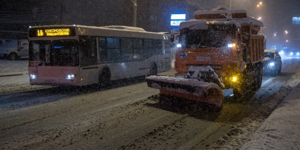 Снегопад в Краснодаре: коммунальщики расчистили более 170 участков улиц