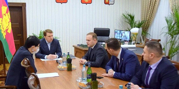 Мэр Сочи встретился с вице-спикером Госдумы Владиславом Даванковым