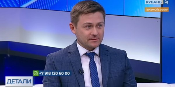 Александр Костанов: наша задача — каждому, кто обратился, найти работу