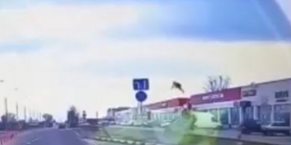 На Кубани после ДТП водитель погиб, вылетев из окна перевернувшего автомобиля