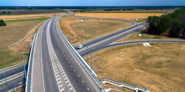 В Краснодарском крае на ремонт дорог направят более 8,9 млрд рублей