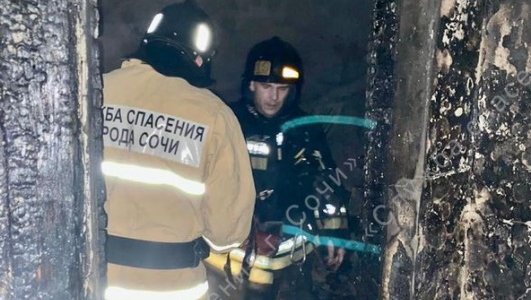 Во время пожара в сочинском санатории «Известия» пострадала женщина