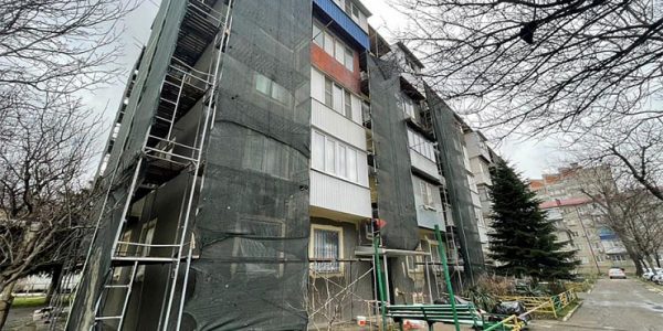 В Краснодарском крае капитально ремонтируют 74 многоквартирных дома