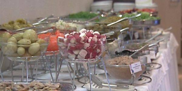 В Сочи рестораторы пересматривают меню заведений в сторону замены импортных ингредиентов