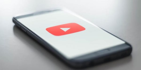 YouTube решил заблокировать каналы российских СМИ