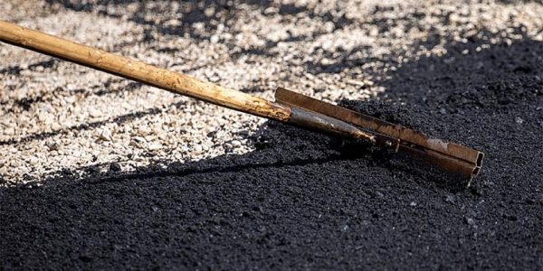 В Краснодаре с начала года ямочный ремонт выполнили на 39 участках дорог