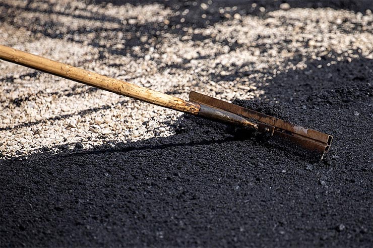 В Краснодаре с начала года ямочный ремонт выполнили на 39 участках дорог