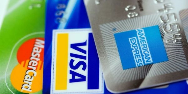 За Visa и Mastercard: в России стали продавать «карточные» туры в Узбекистан