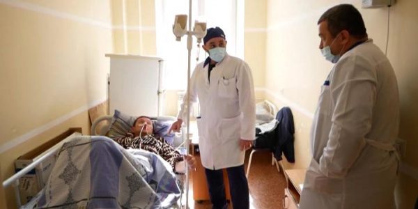 В Армавире врачи удалили из желудка мужчины 25-сантиметровый фитобезоар