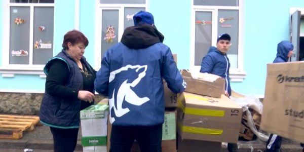 Жители Кубани по мере сил поддерживают беженцев из Донецкой и Луганской народных республик I «Факты»