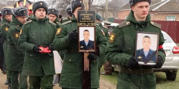 В Каневском районе простились с двумя военными, погибшими во время спецоперации на Украине