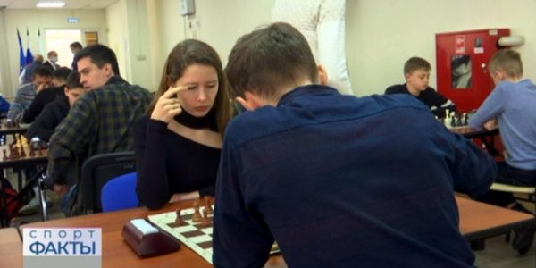 В Краснодаре проходит чемпионат Южного федерального округа по шахматам