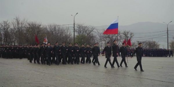 В Новороссийске военные проводят репетиции парада Победы