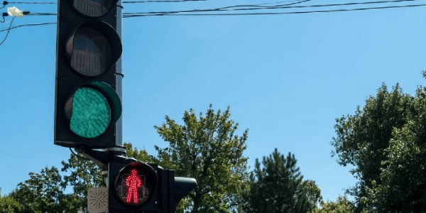 В Краснодаре временно отключат светофор на перекрестке улиц Бершанской и 1 Мая