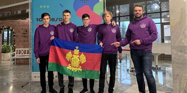 Четыре школьника из Краснодарского края стали призерами всероссийской олимпиады
