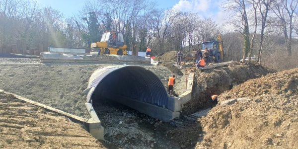 В Джубге на трассе введут реверс из-за капремонта моста