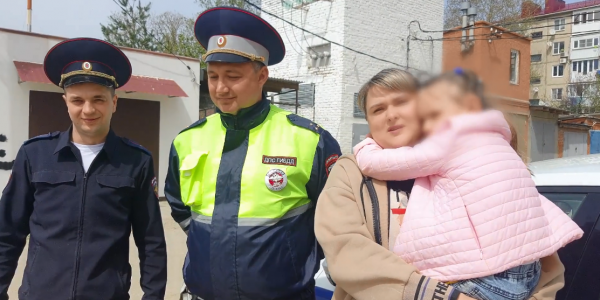 В Краснодарском крае пятилетняя девочка одна ушла в гости к бабушке и потерялась
