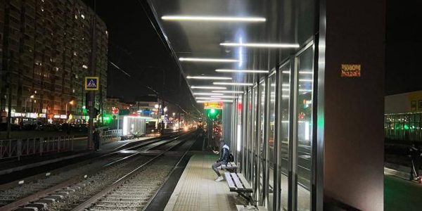 В Краснодаре обустроили три трамвайные остановки на улице Московской