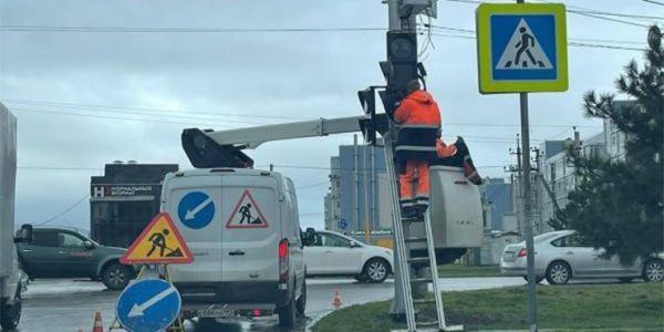 В Анапе появился новый светофор на Анапском шоссе