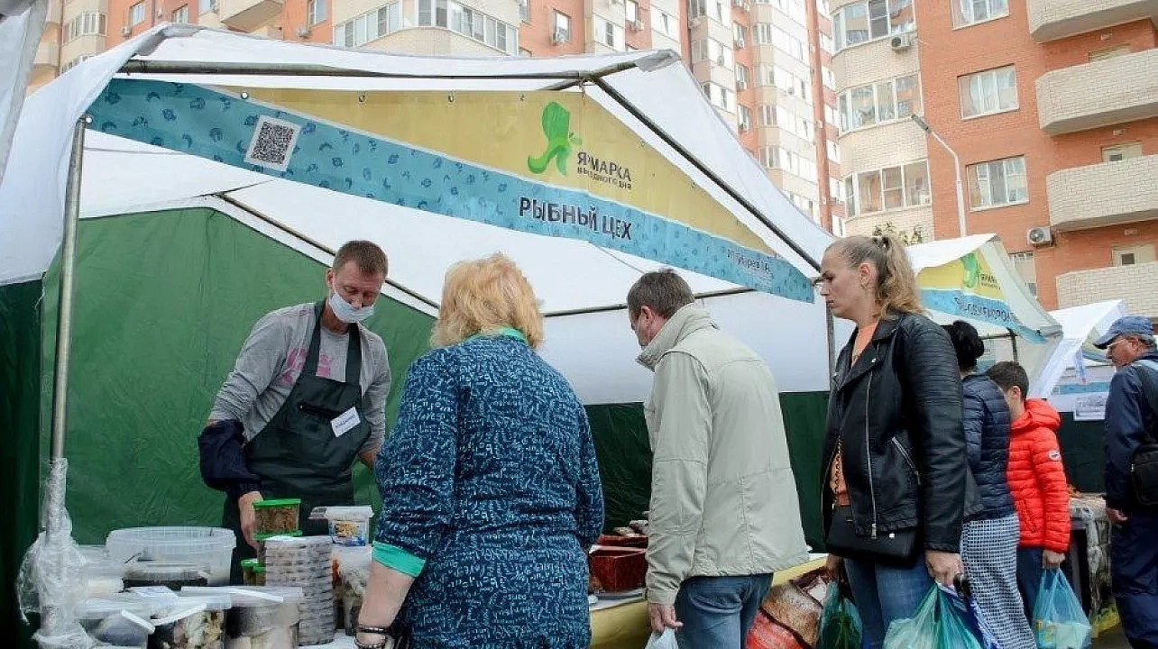 В Краснодаре на ярмарках выходного дня не выявили завышения цен на продукты