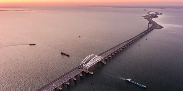 За четыре года по Крымскому мосту проехало почти 20 млн автомобилей, грузовиков и автобусов