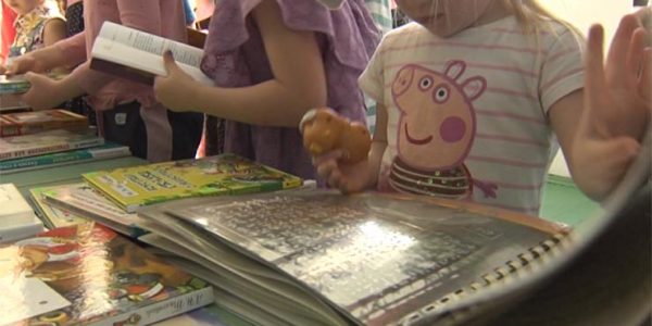 В Краснодаре открыли мобильный пункт библиотеки для слабовидящих в детском саду № 13