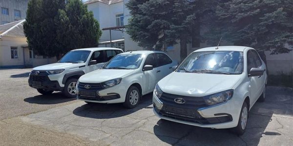 В городскую больницу Анапы по нацпроекту доставили три новых автомобиля