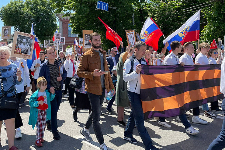 Кондратьев поприветствовал участников акции «Бессмертный полк» в Краснодаре