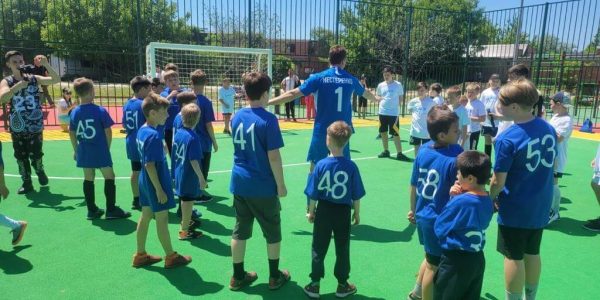 Футболисты ПФК «Кубань» провели мастер-класс для детей жилых комплексов АСК