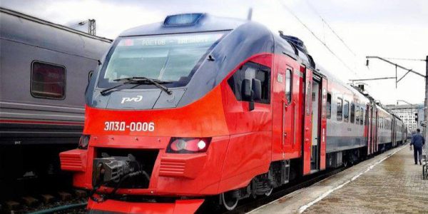 Безналичная оплата в пригородных поездах заработала на Юге и Северном Кавказе