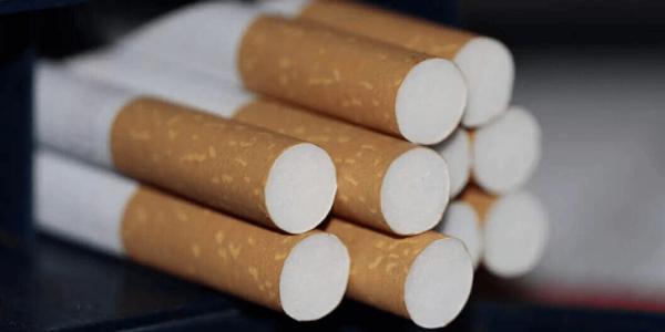 В России предложили размещать на пачках сигарет информацию о годовых тратах курильщика