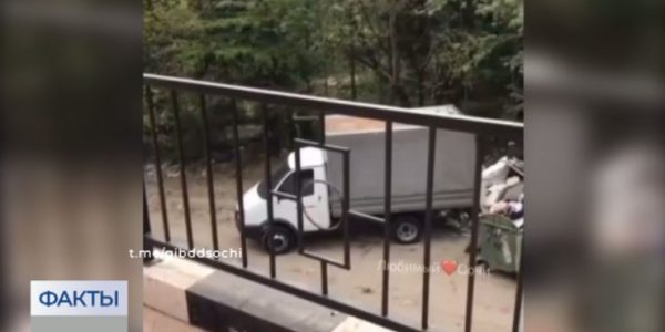 В Сочи водителя «Газели» задержали за несанкционированный сброс мусора